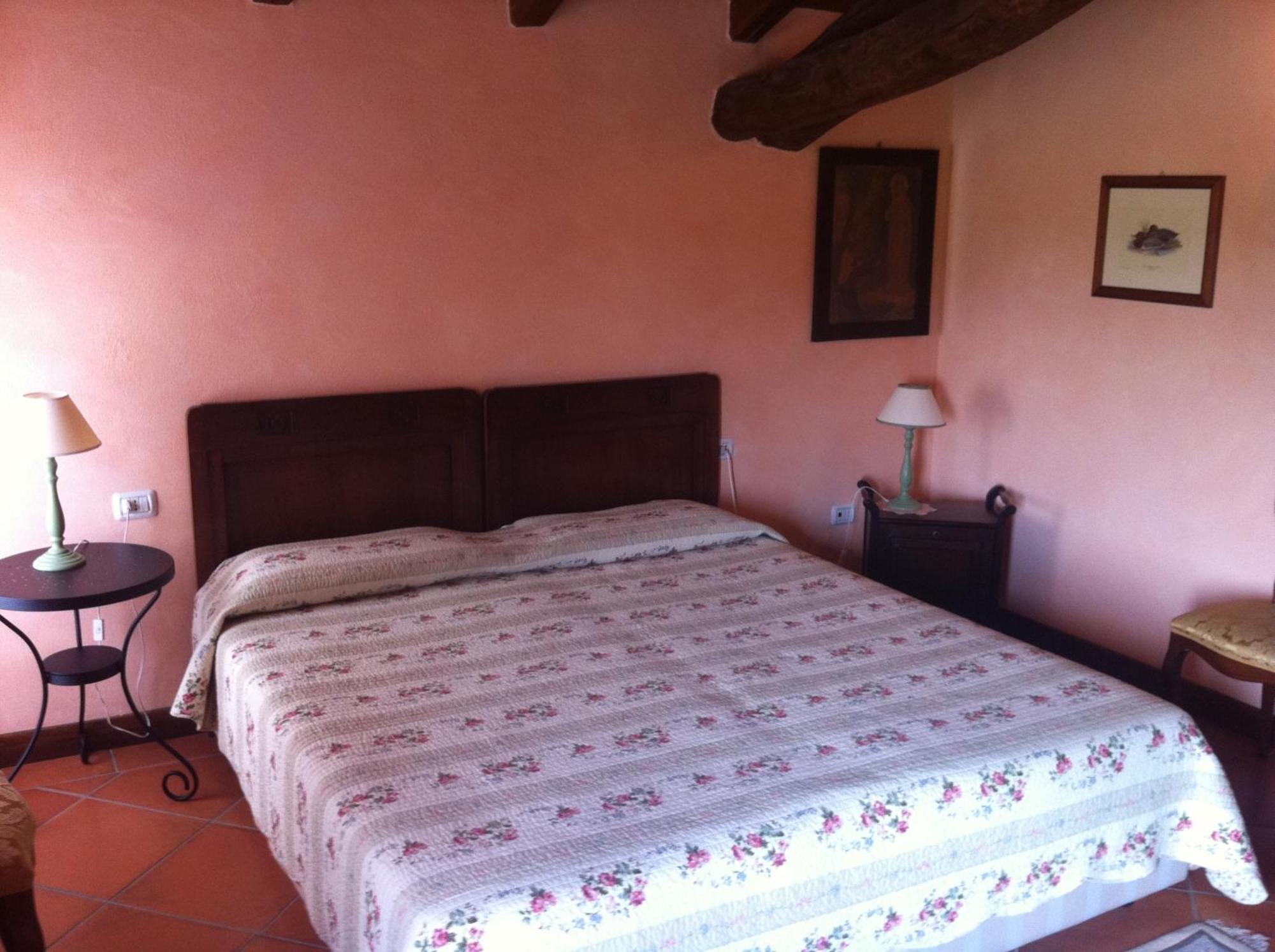 Agriturismo La Cascinetta Пиеве ди Ченто Екстериор снимка