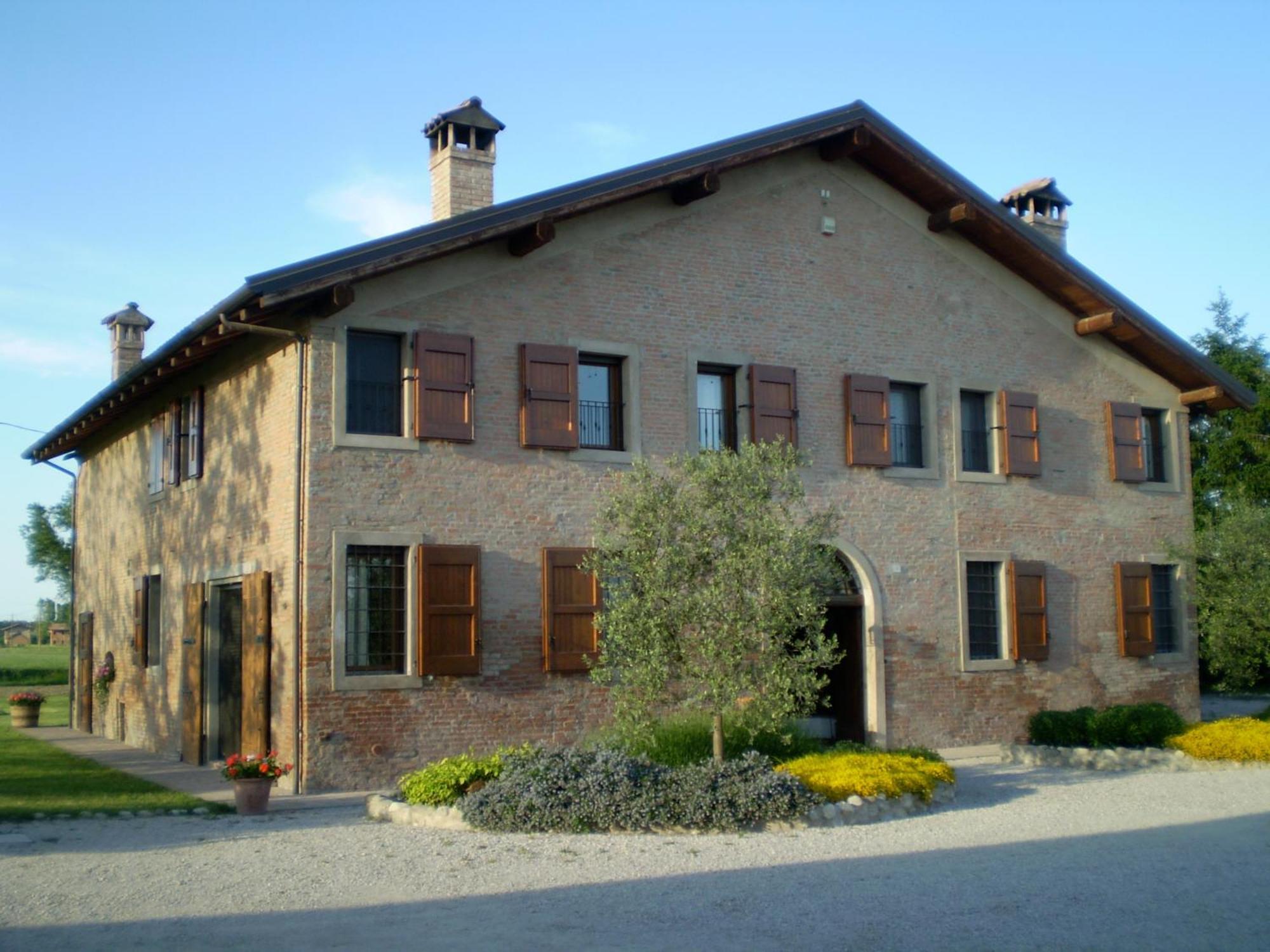 Agriturismo La Cascinetta Пиеве ди Ченто Екстериор снимка
