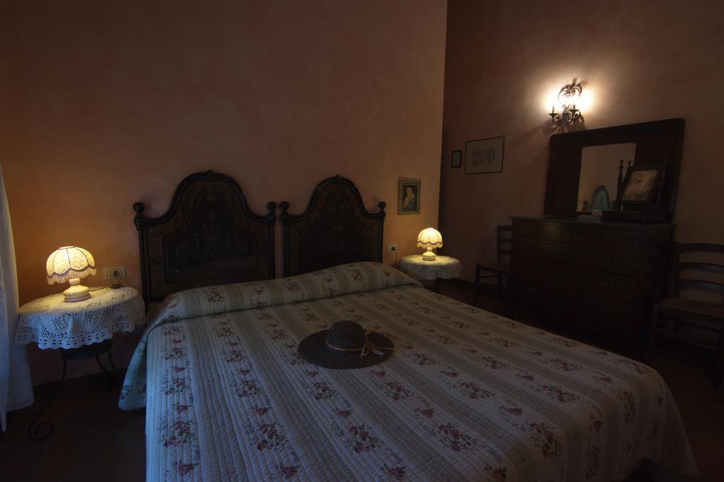 Agriturismo La Cascinetta Пиеве ди Ченто Екстериор снимка