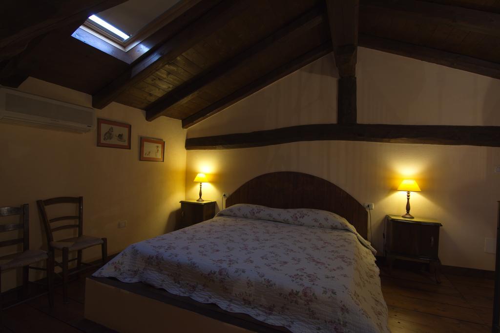 Agriturismo La Cascinetta Пиеве ди Ченто Екстериор снимка