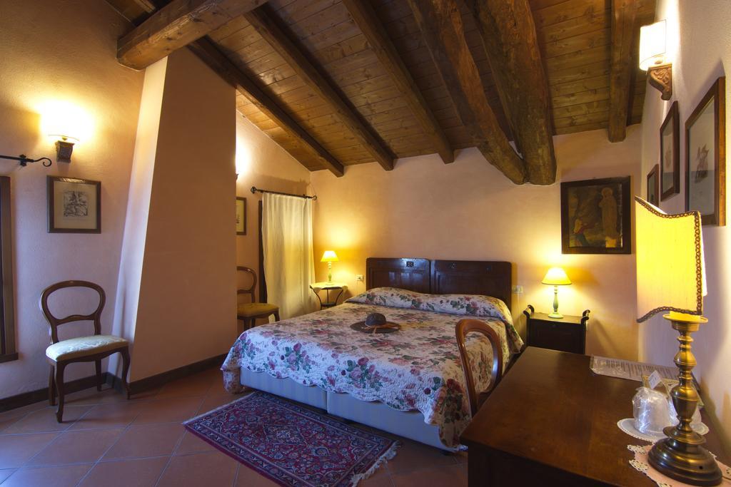 Agriturismo La Cascinetta Пиеве ди Ченто Екстериор снимка