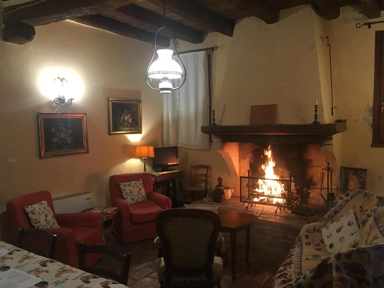 Agriturismo La Cascinetta Пиеве ди Ченто Екстериор снимка