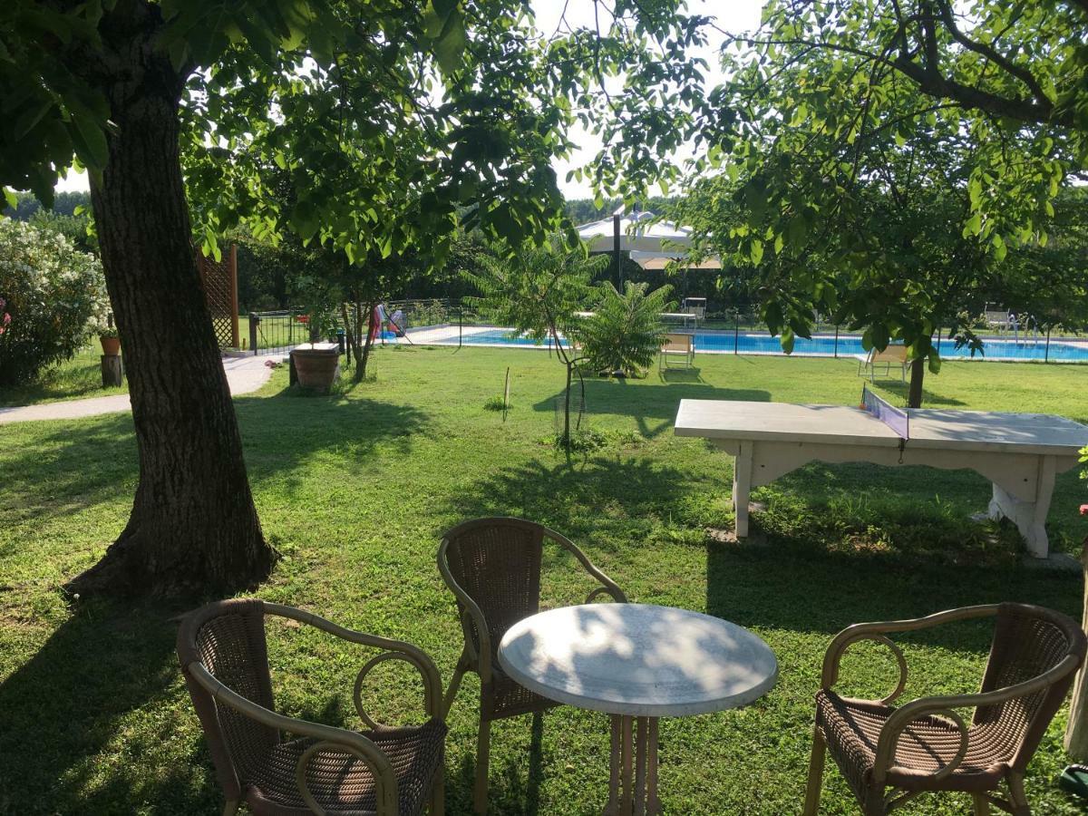 Agriturismo La Cascinetta Пиеве ди Ченто Екстериор снимка